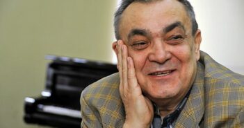МНОГАЯ ЛІТА! Євгену Станковичу 80 років